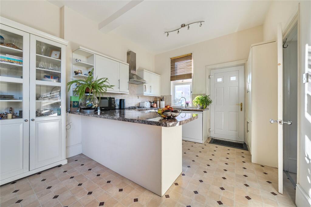 Wetherill Road, London, N10 - More