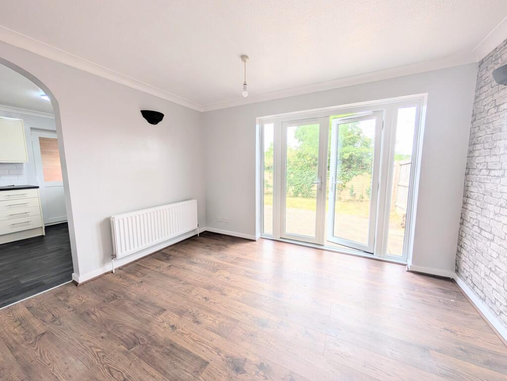 House in Kettering, North Northamptonshire - View 5
