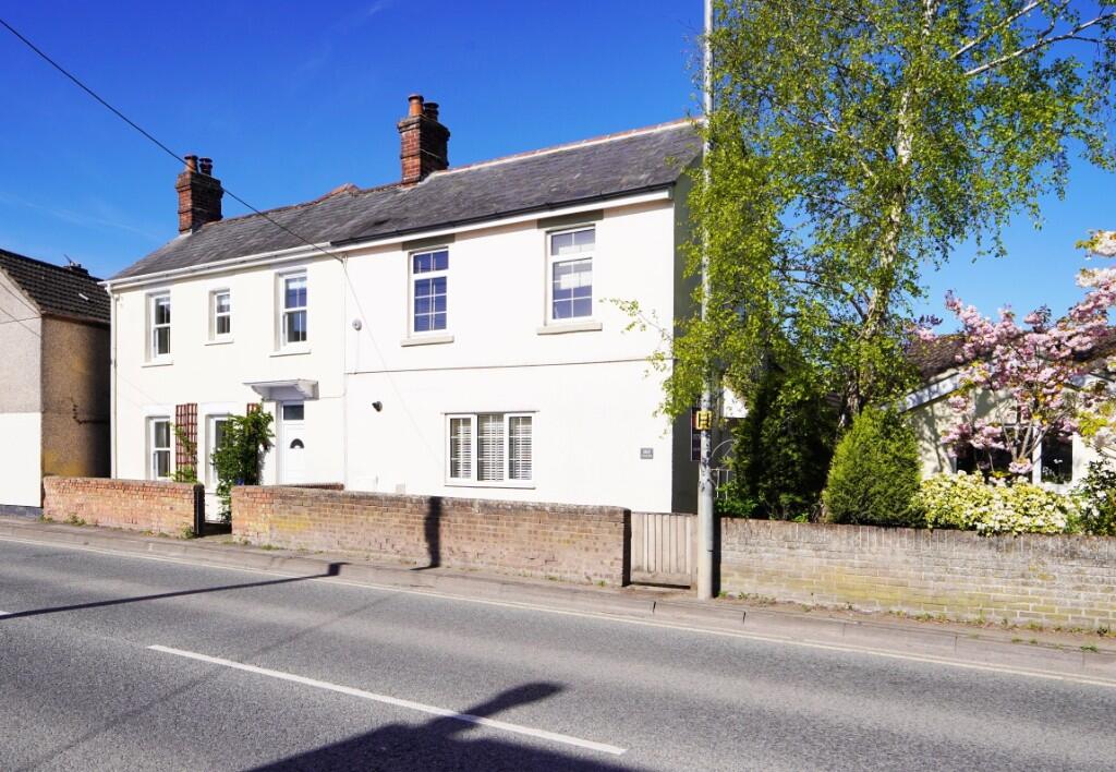 Lechlade Road, Highworth, SN6 7HQ photo 2