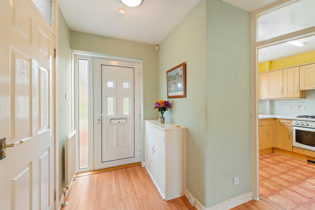 Overton Mains, Kirkcaldy, KY1 3JN photo 4