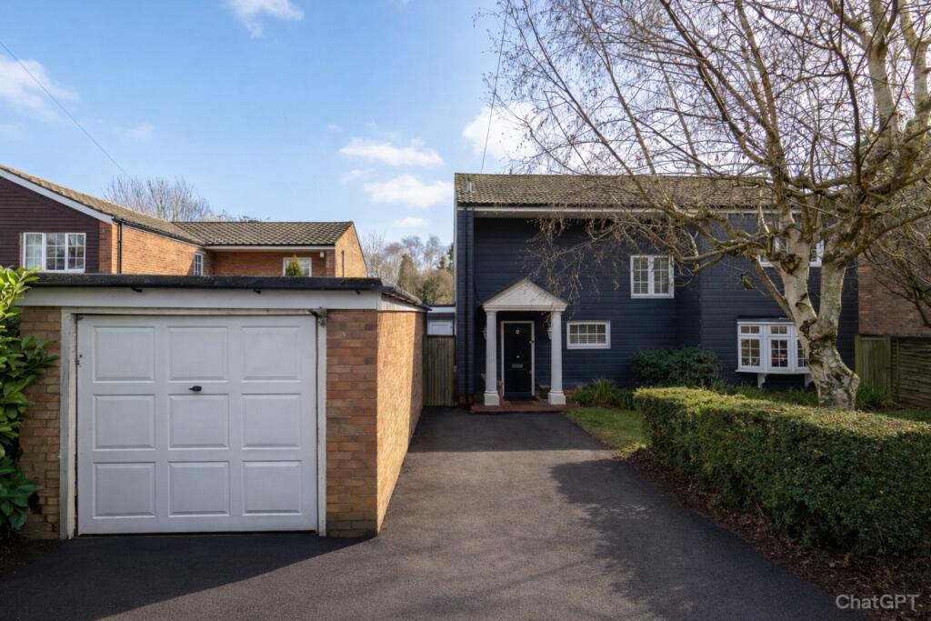 Main image of property: Oak Drive, Sawbridgeworth, Hertfordshire, CM21