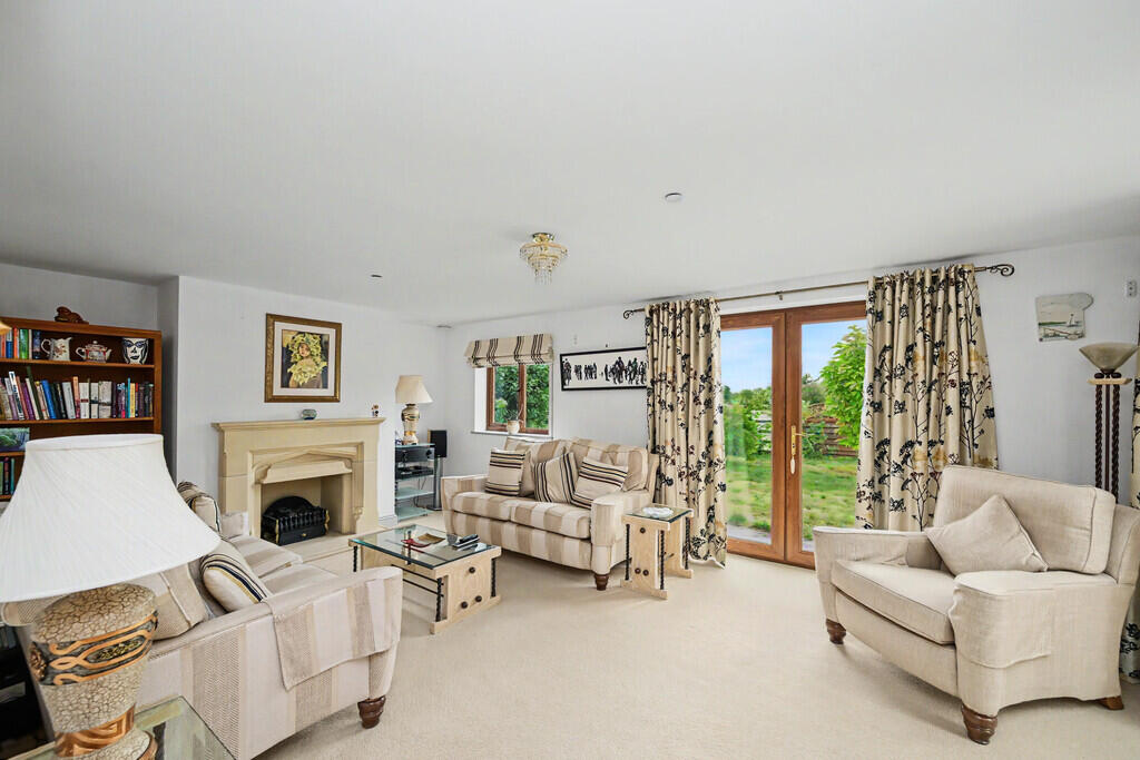 Hayway Lane, Broadwell photo 4