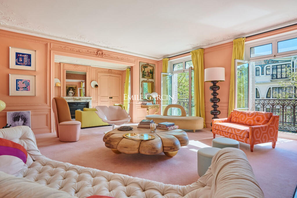 Main image of property: Paris-Isle of France, Hauts-de-Seine, Clichy