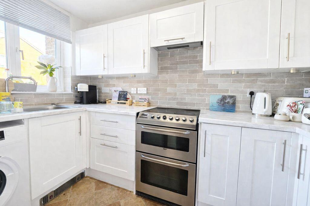 House in Gosport, Lee-on-the-Solent - View 4