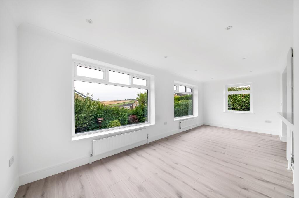 Thornwick, Roughbirchworth Lane, Oxspring photo 4