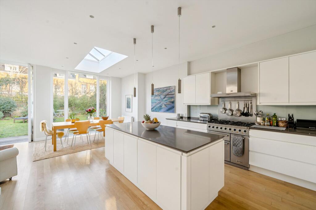 Elmbourne Road, London, SW17 photo 2