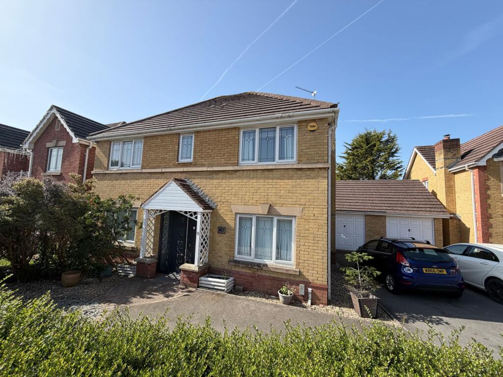 Main image of property: Cilgant Y Meillion, Rhoose Point, CF62 3LH