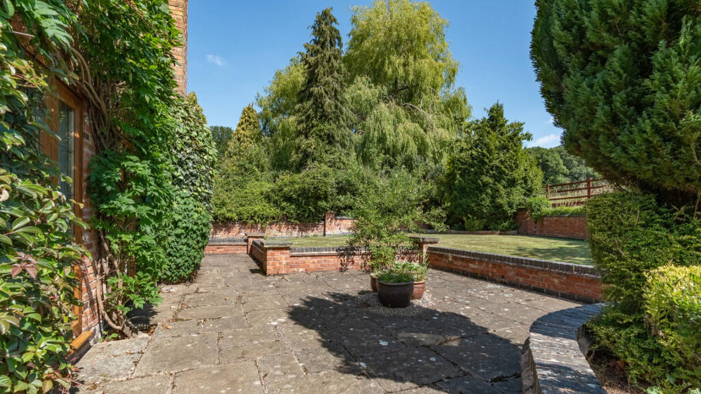 Additional image 28 of Carpenters Hill, Beoley, Redditch