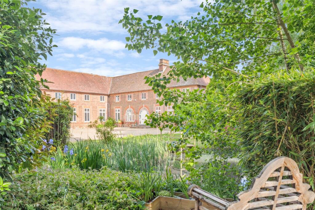 Main image of property: Reads Lane, Cublington, Leighton Buzzard, Bedfordshire, LU7