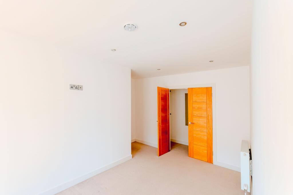 Apartment in Witney, Cogges - View 5