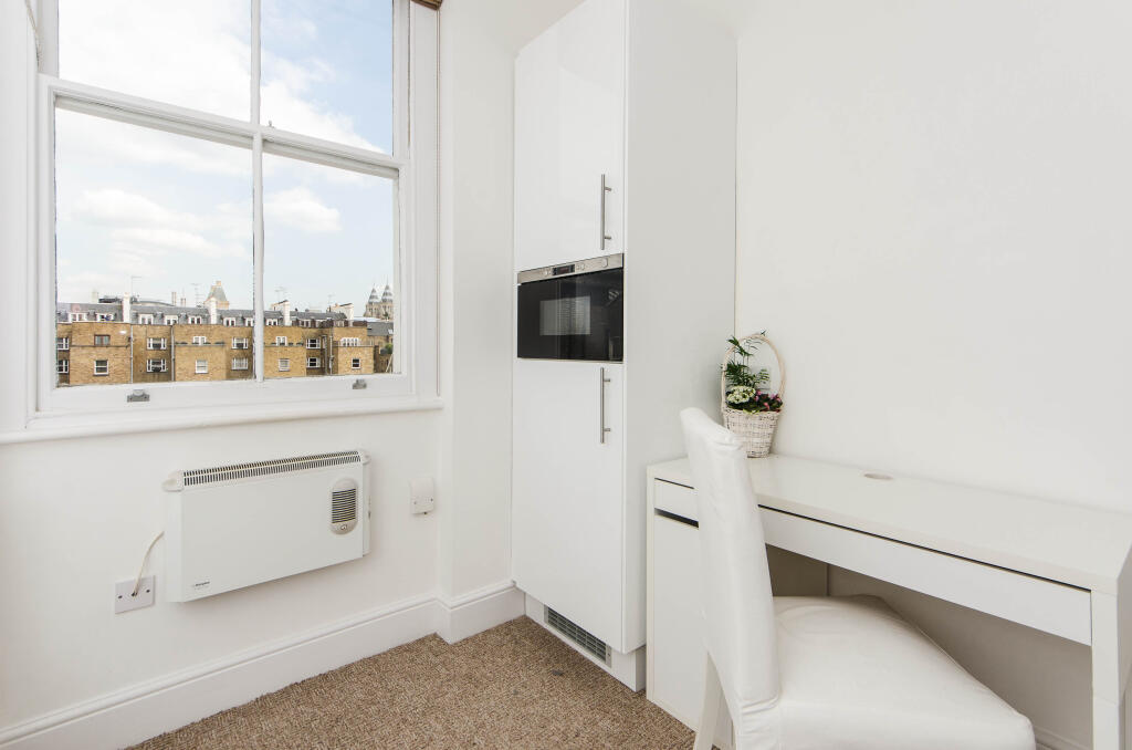 Studio flat for rent