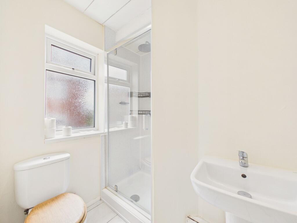 Apartment in Gateshead, Deckham - View 2