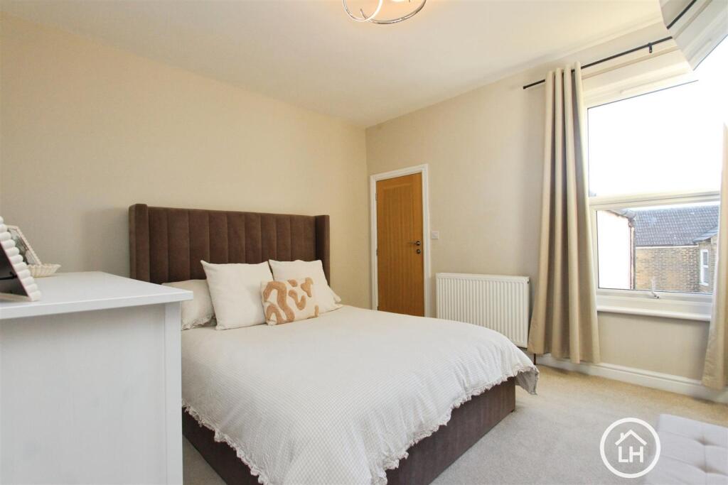 House in Swale, Murston - More