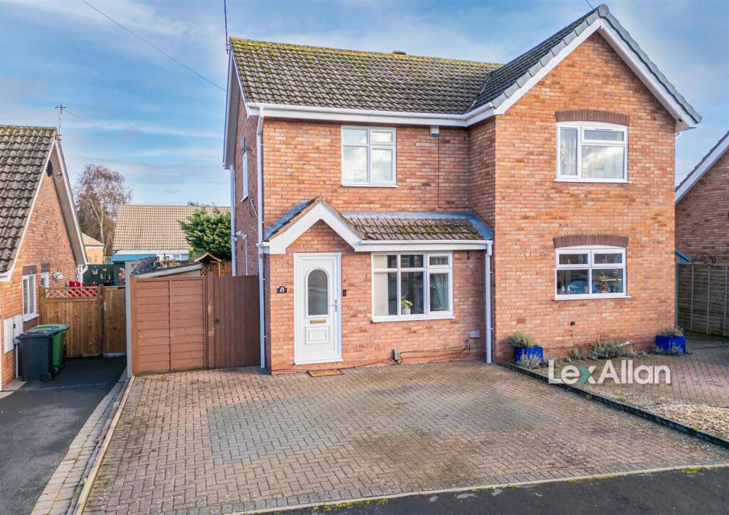 2-bed semi-detached on Meadow Park Road, Stourbridge, £235,000