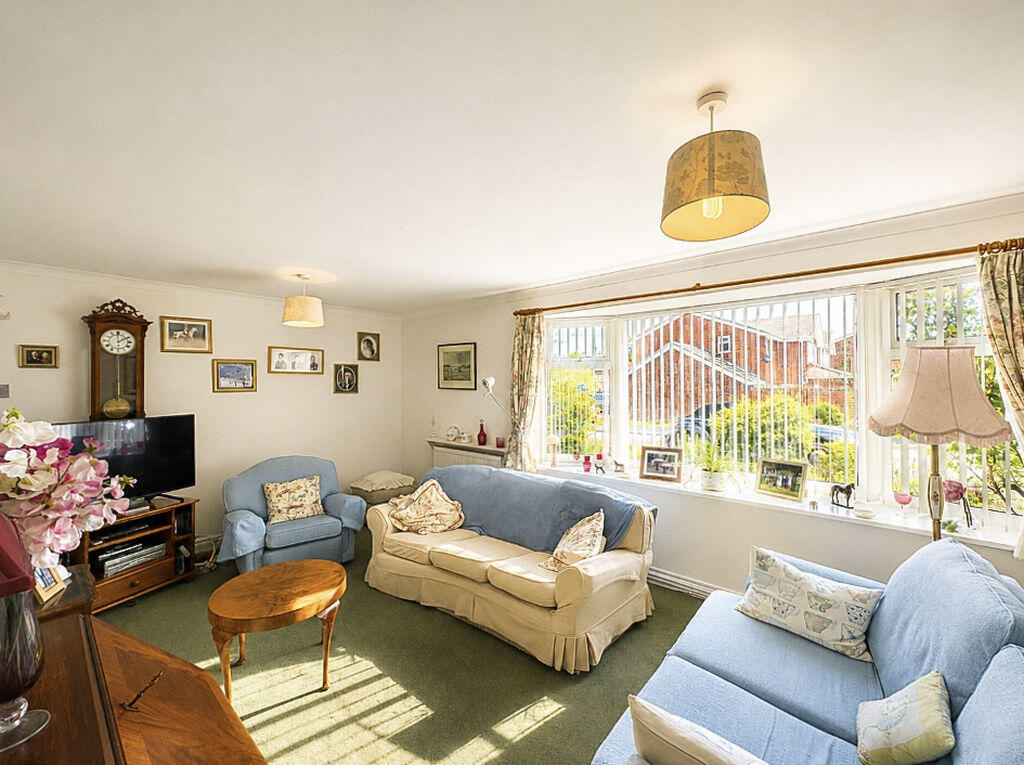 Gorstey Lea, Burntwood, WS7 9DH photo 2