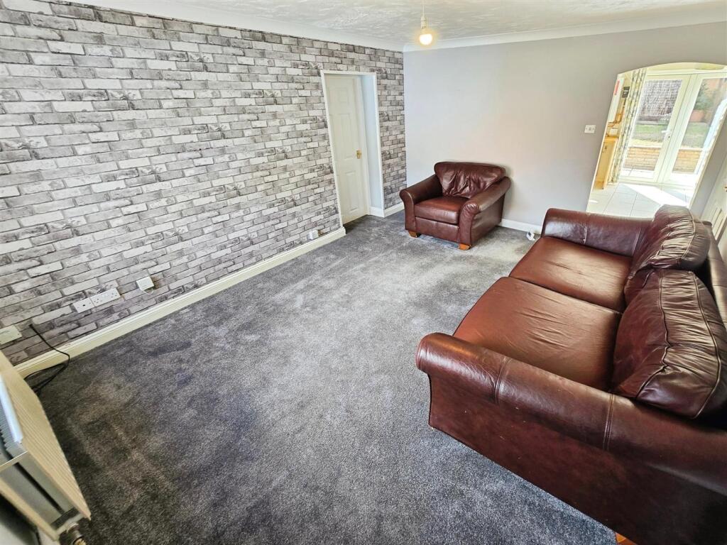 House in Northampton, Raunds - View 3