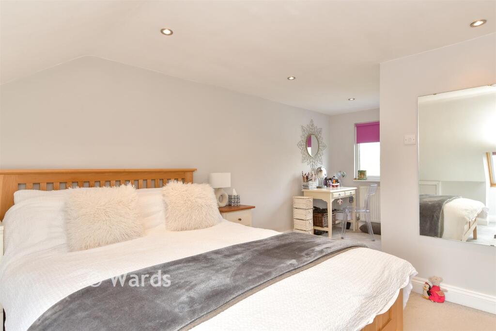 Park Road, Gravesend, Kent - More