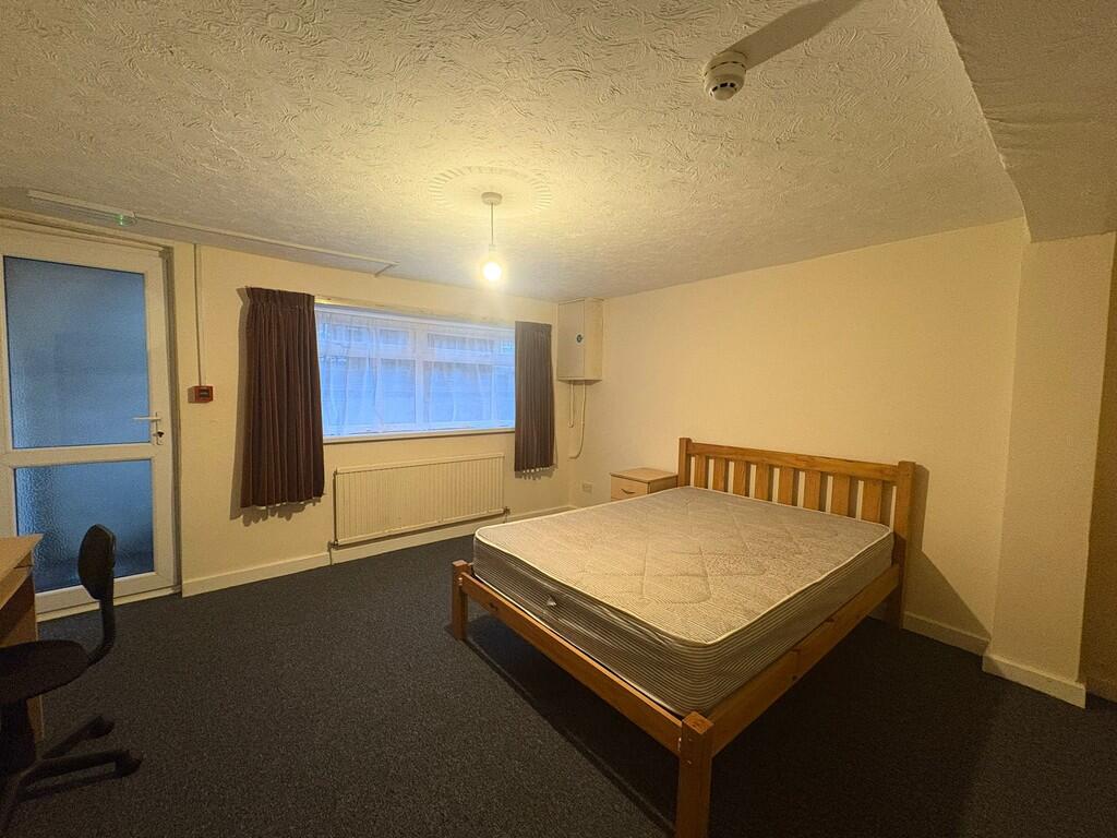 Main image of property: Lodge Road, Southampton