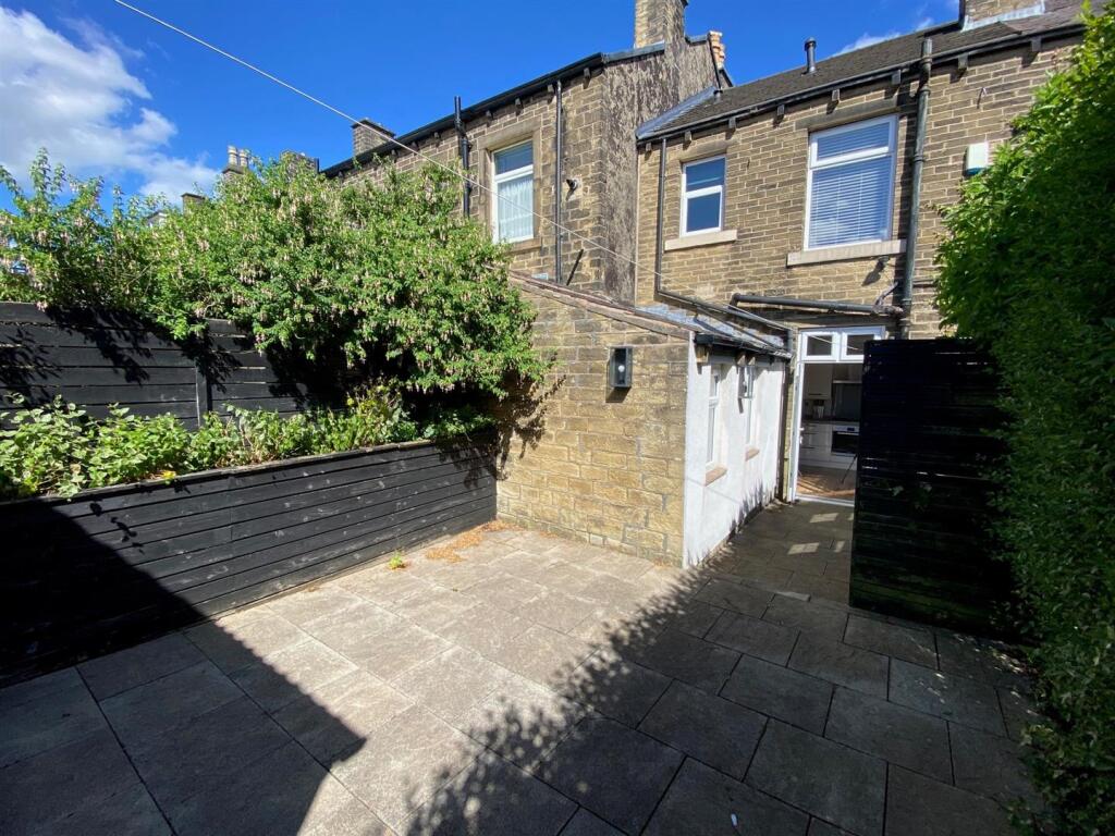 House in Kirklees, West Yorkshire - View 4