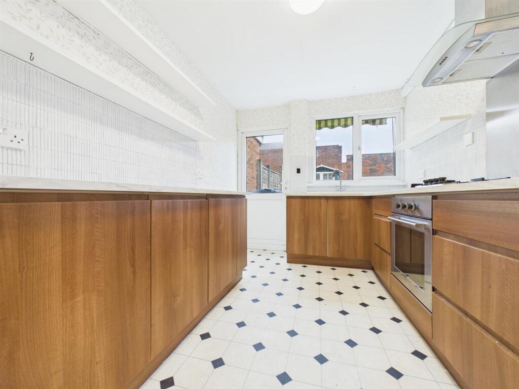 Additional image 4 of Silverlands Close, Hall Green, Birmingham