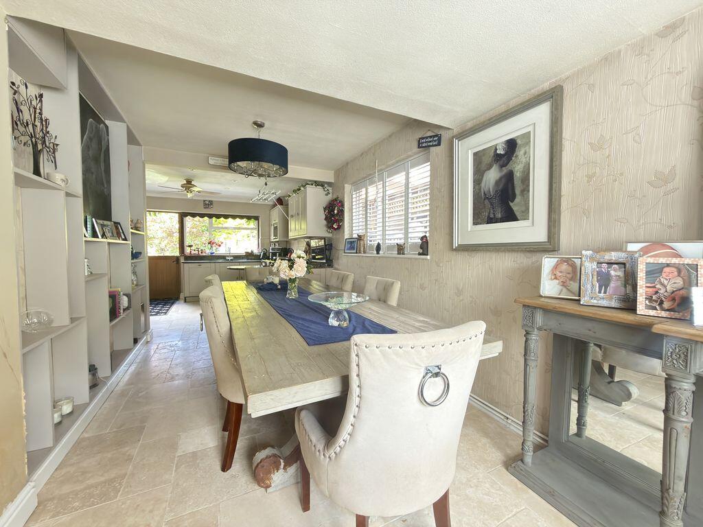 Strathavon Close, Cranleigh - View 6
