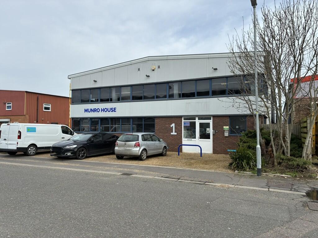 Main image of property: Munro House, Trafalgar Way, Bar Hill, Cambridge, Cambridgeshire, CB23 8SQ