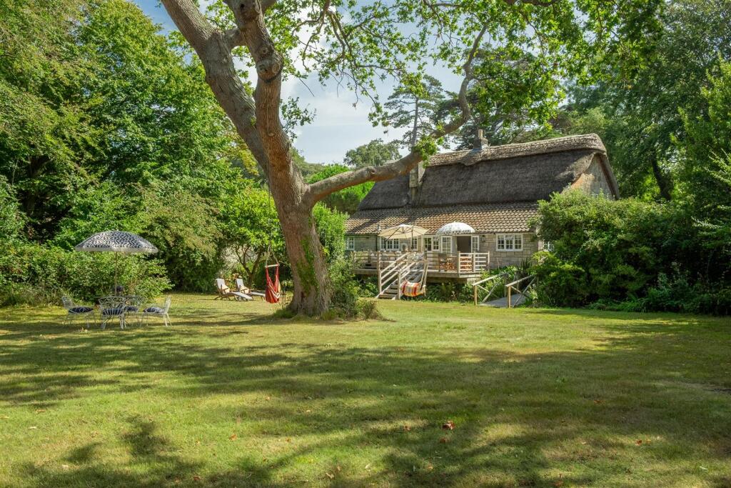 House in Yarmouth, Norton Green - View 2