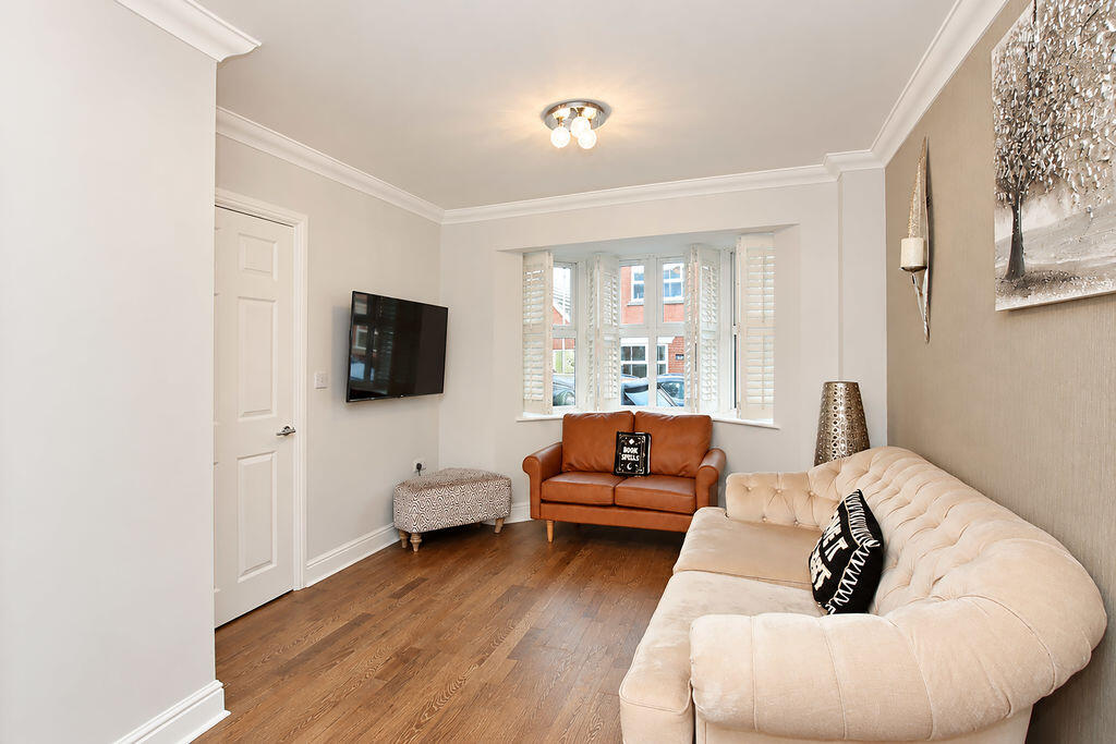 House in Weston Turville - View 3