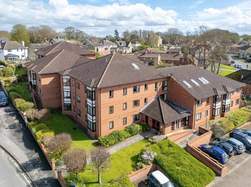 2-bed apartment on 24, Princess Court, Malton, £95,000
