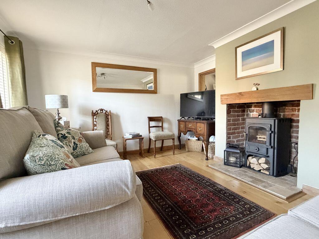 Wickham - Situated within  a short stroll to Wickham Square photo 3
