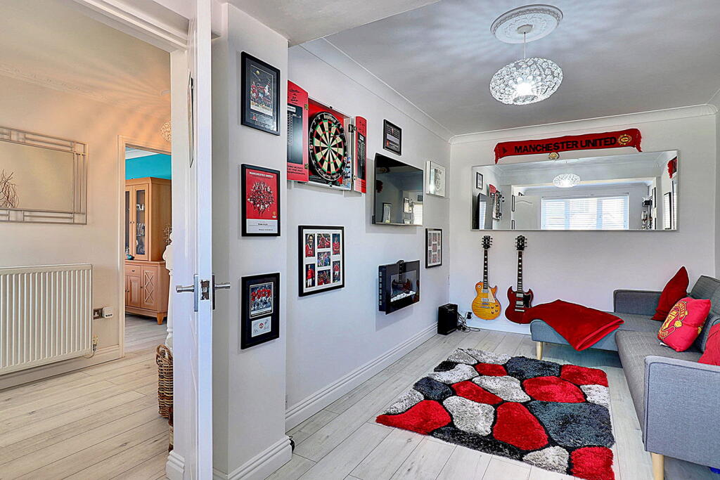 House in Crumlin, Caerphilly - View 3