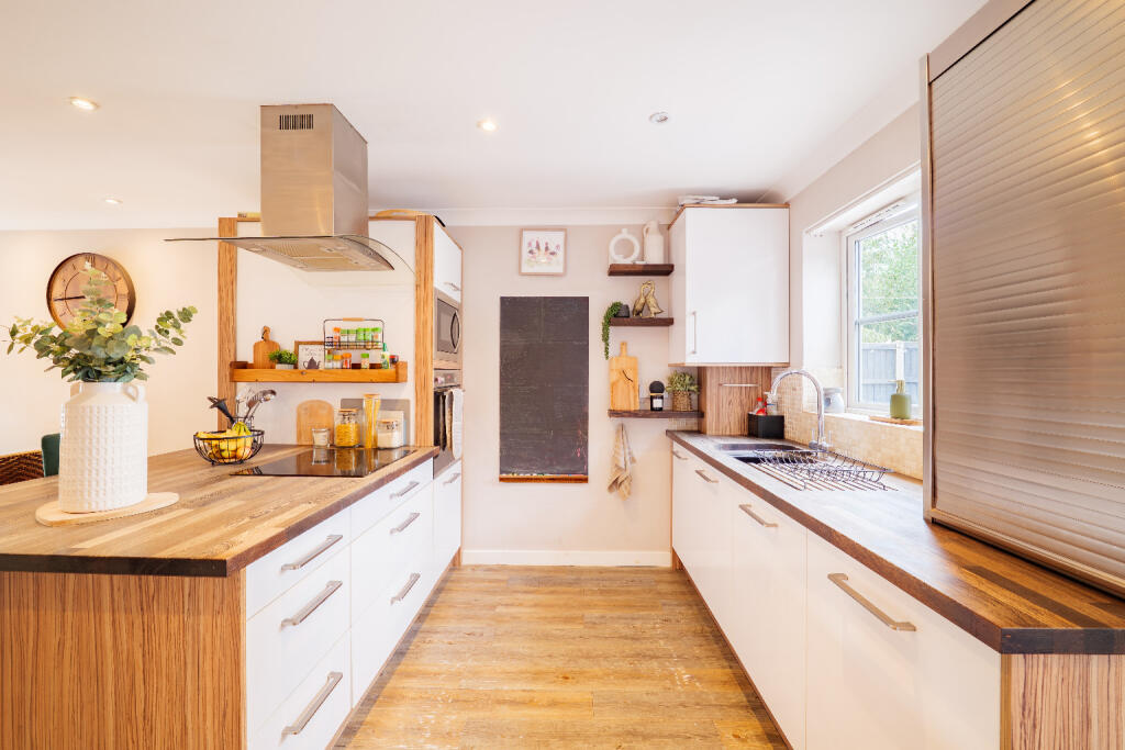 House in Norwich - View 5