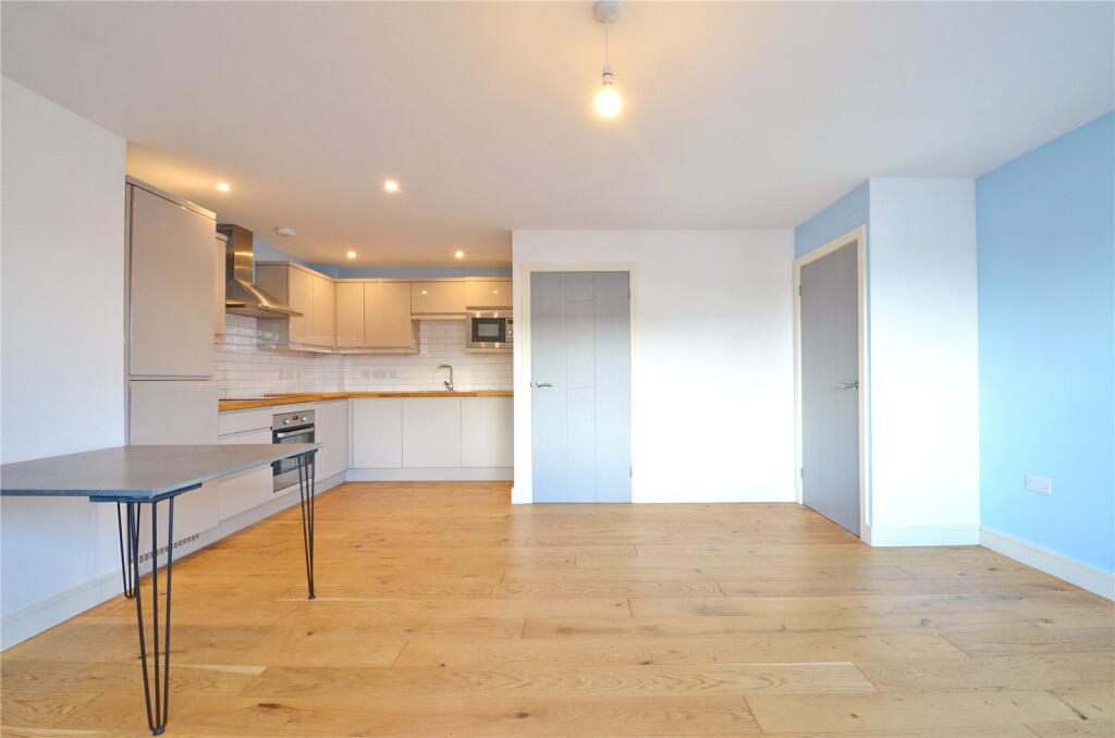 Main image of property: Langton Court Road, St Annes, Bristol, Bristol, BS4