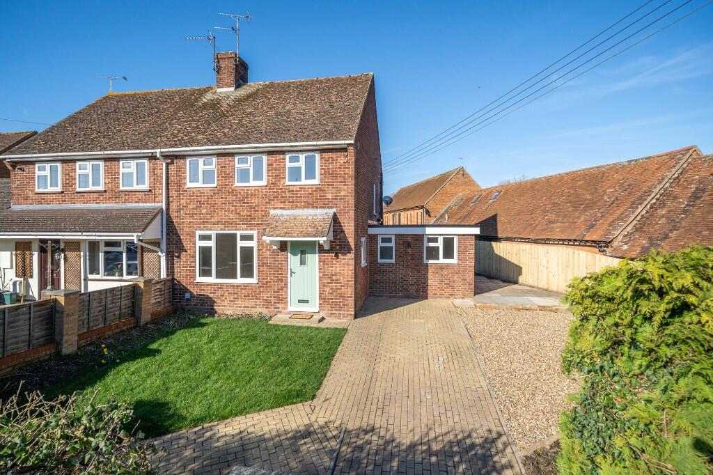 Main image of property: Bennetts Lane, Rowsham. Aylesbury. Bucks. HP22 4QU