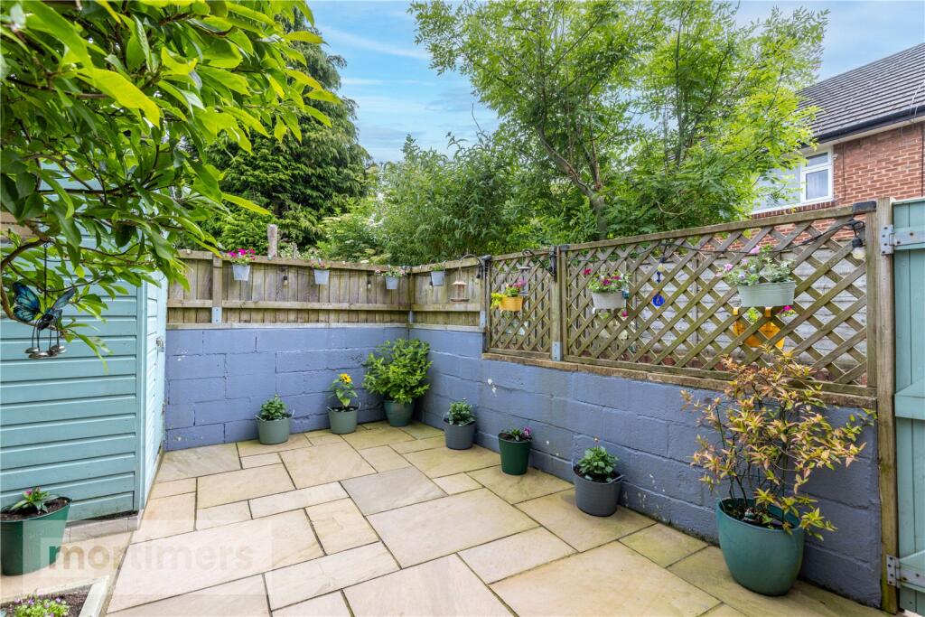 House in Ribble Valley, Low Moor, Clitheroe - View 5