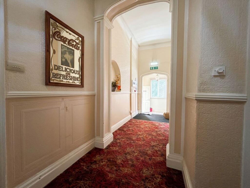 Apartment in Salford, Little Bolton - View 5