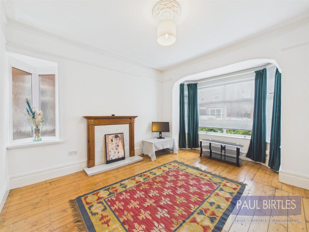 House in Trafford, Gorse Hill - View 3