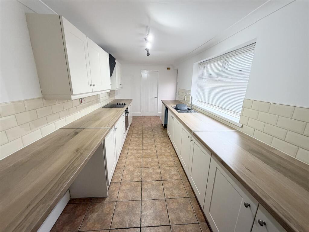 Houghton Road, Hetton-Le-Hole, Houghton Le Spring photo 4