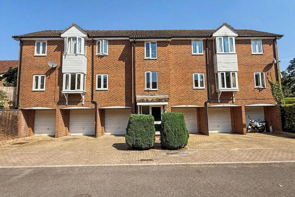 Main image of property: Fordingbridge