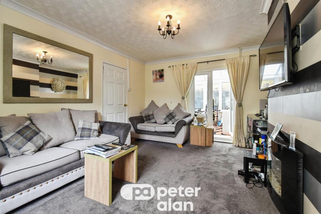 House in Cardiff, Aberaman South - View 4