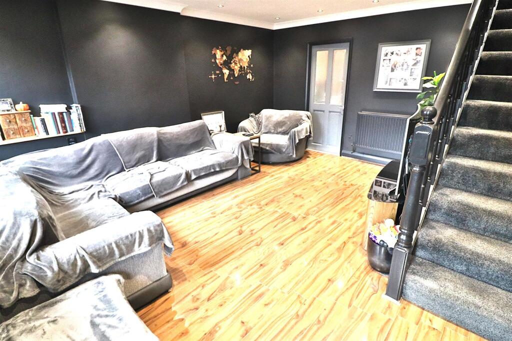 Mccarthy Close, Birchwood, Warrington – pohled 2