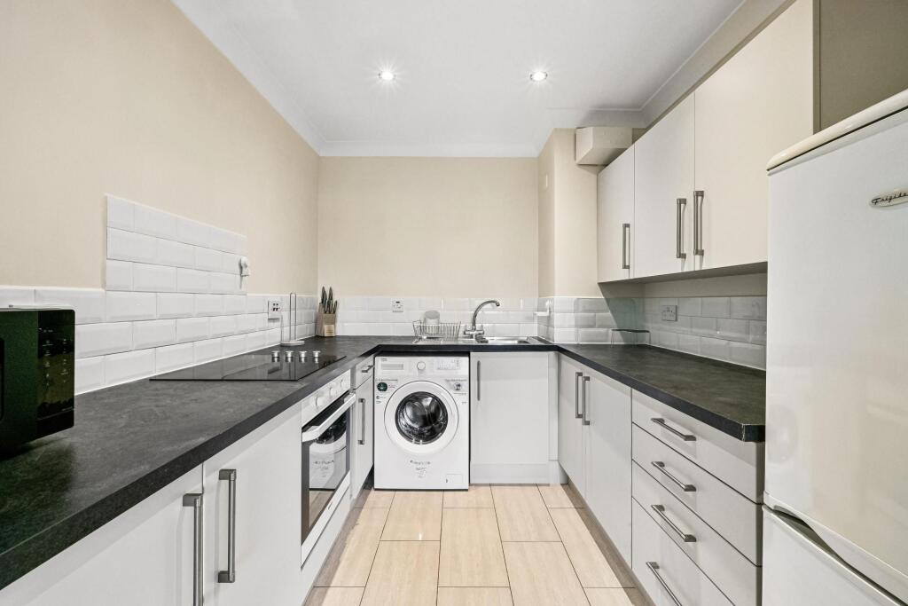 Apartment in London - View 4