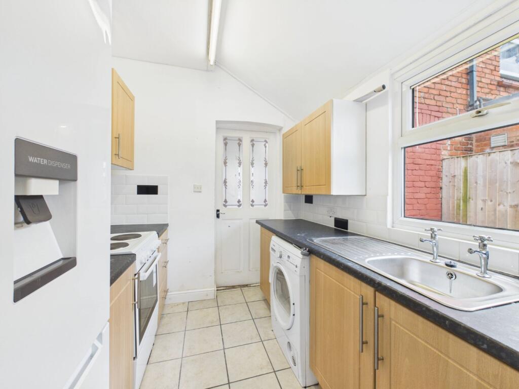 Chester Road, Oakenholt, Flint, Flintshire, CH6 5DZ - More