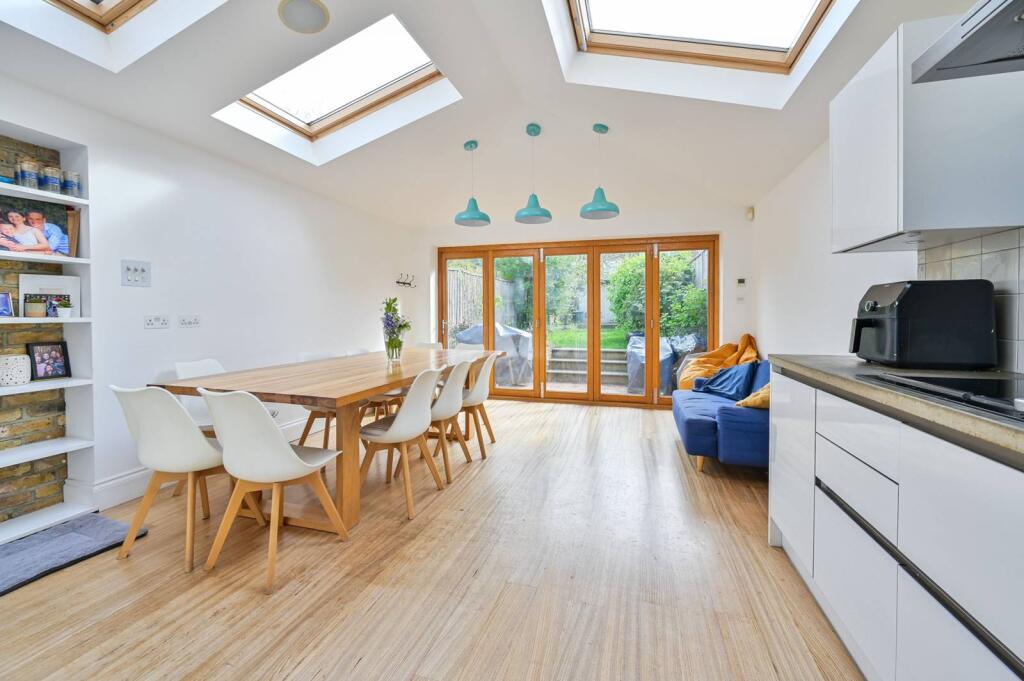 Main image of property: Lordship Lane, East Dulwich, London, SE22
