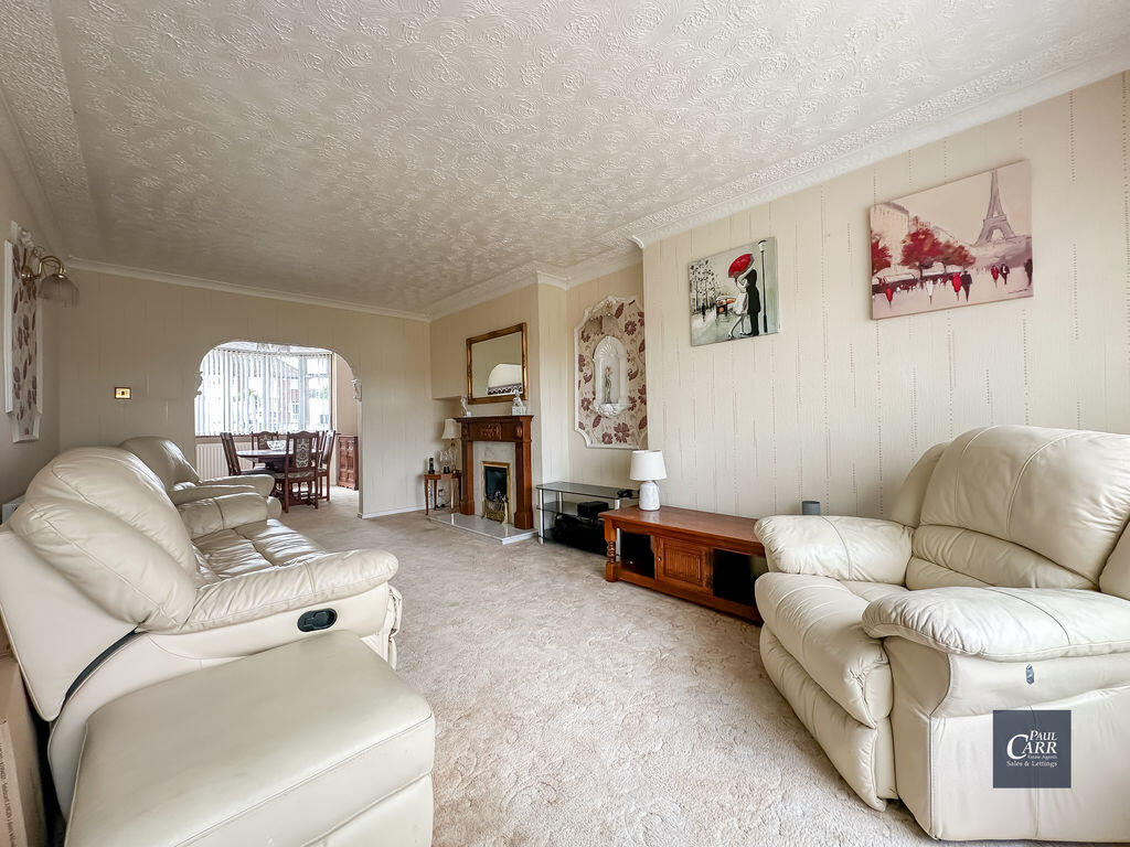 House in Birmingham, Sutton Coldfield - View 4