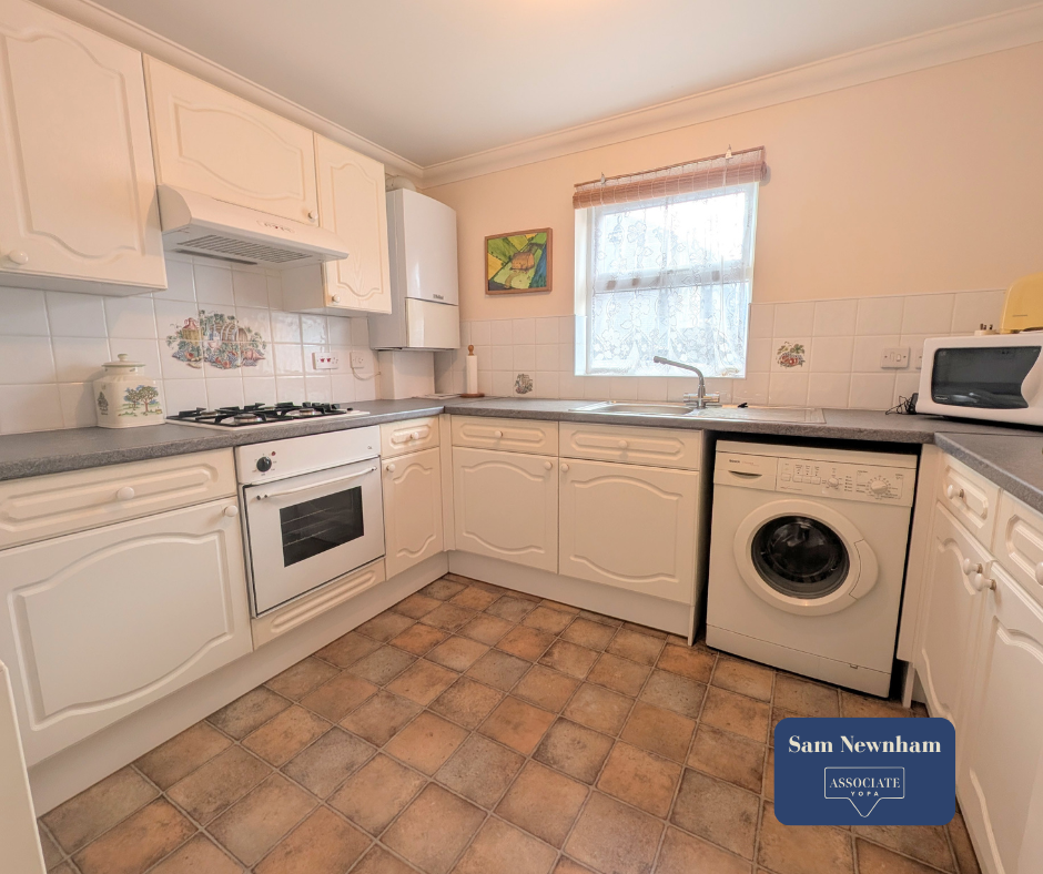 House in Ryde, Oakfield - View 3