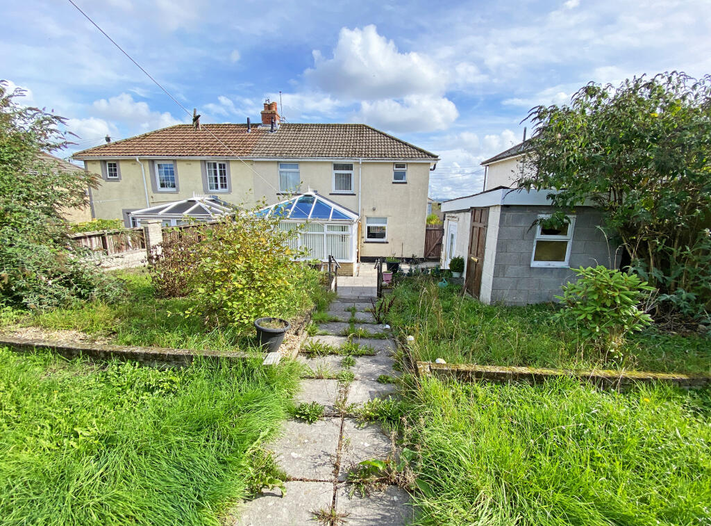 House in Cardiff, Gelligaer - View 2