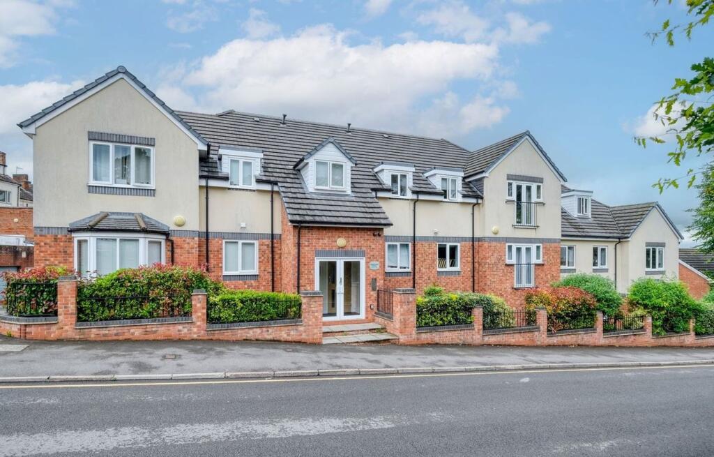 Main image of property: The Mayfields, Redditch, B98