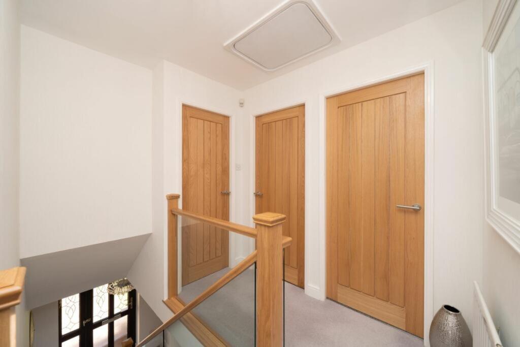 House in Chester, Ellesmere Port - View 3