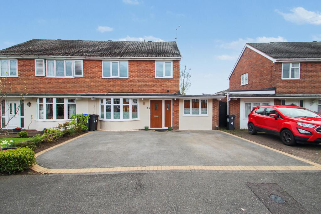 Main image of property: Limewood Close, Blythe Bridge, Stoke-on-Trent, ST11